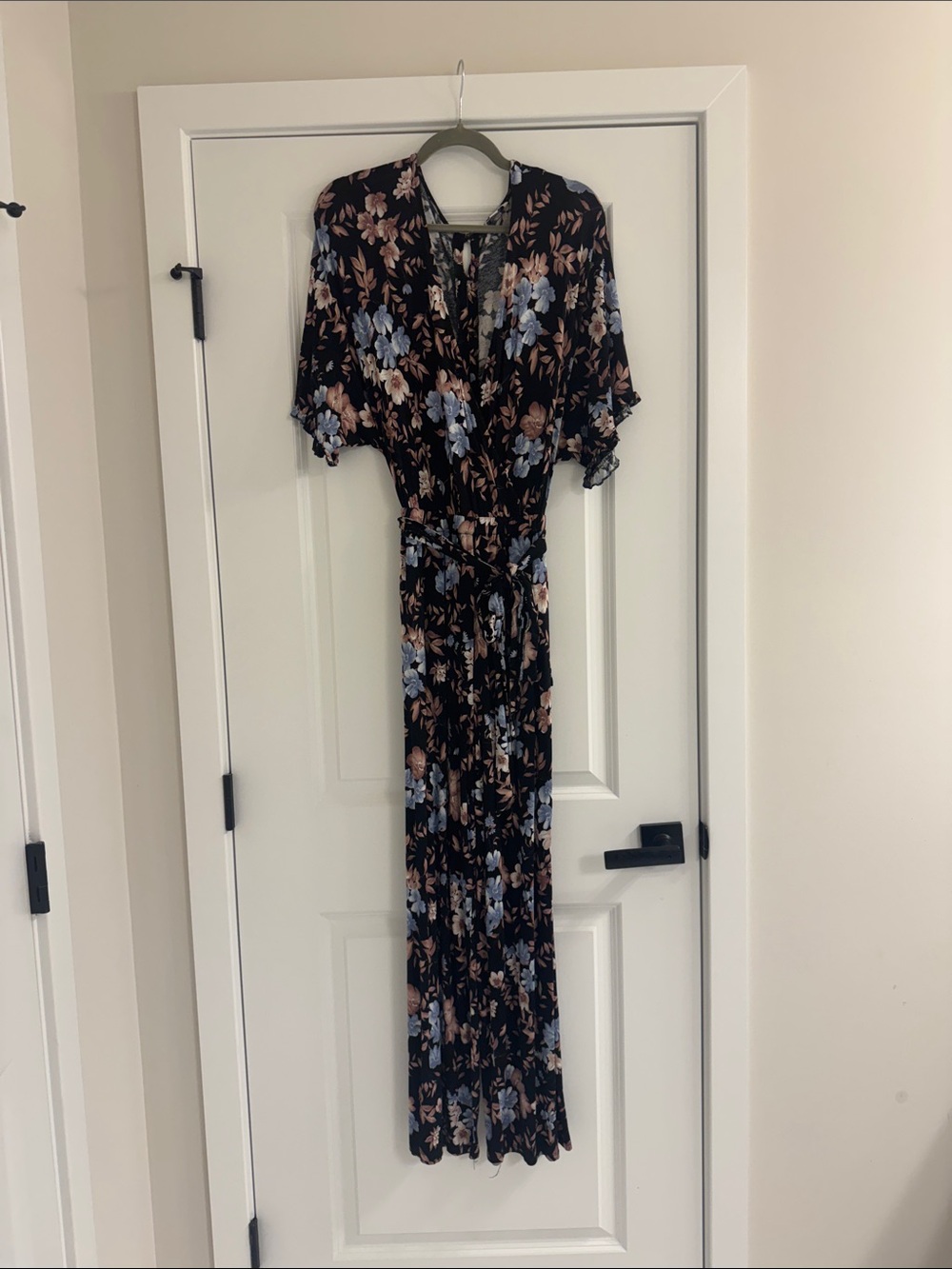 American Eagle Outfitters Black Floral Jumpsuit Size Small